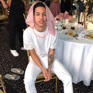 Meet your Posher, Brian